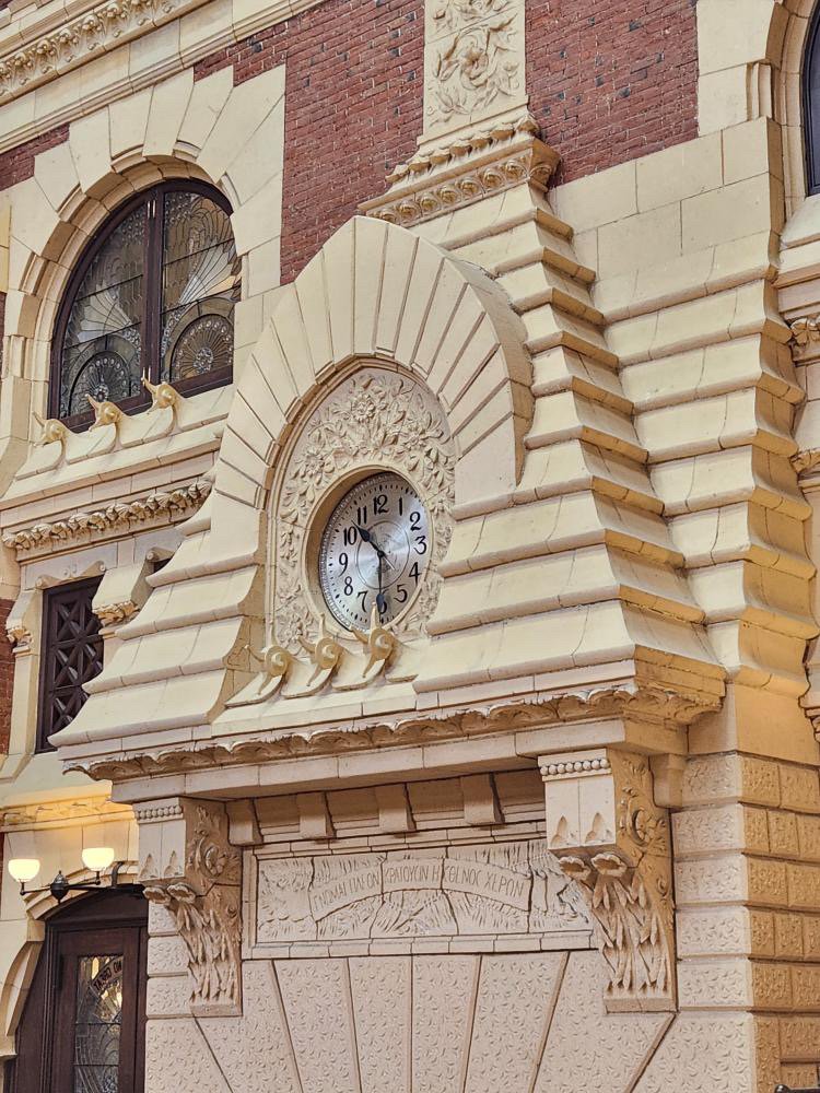 Architectural exterior reference photograph