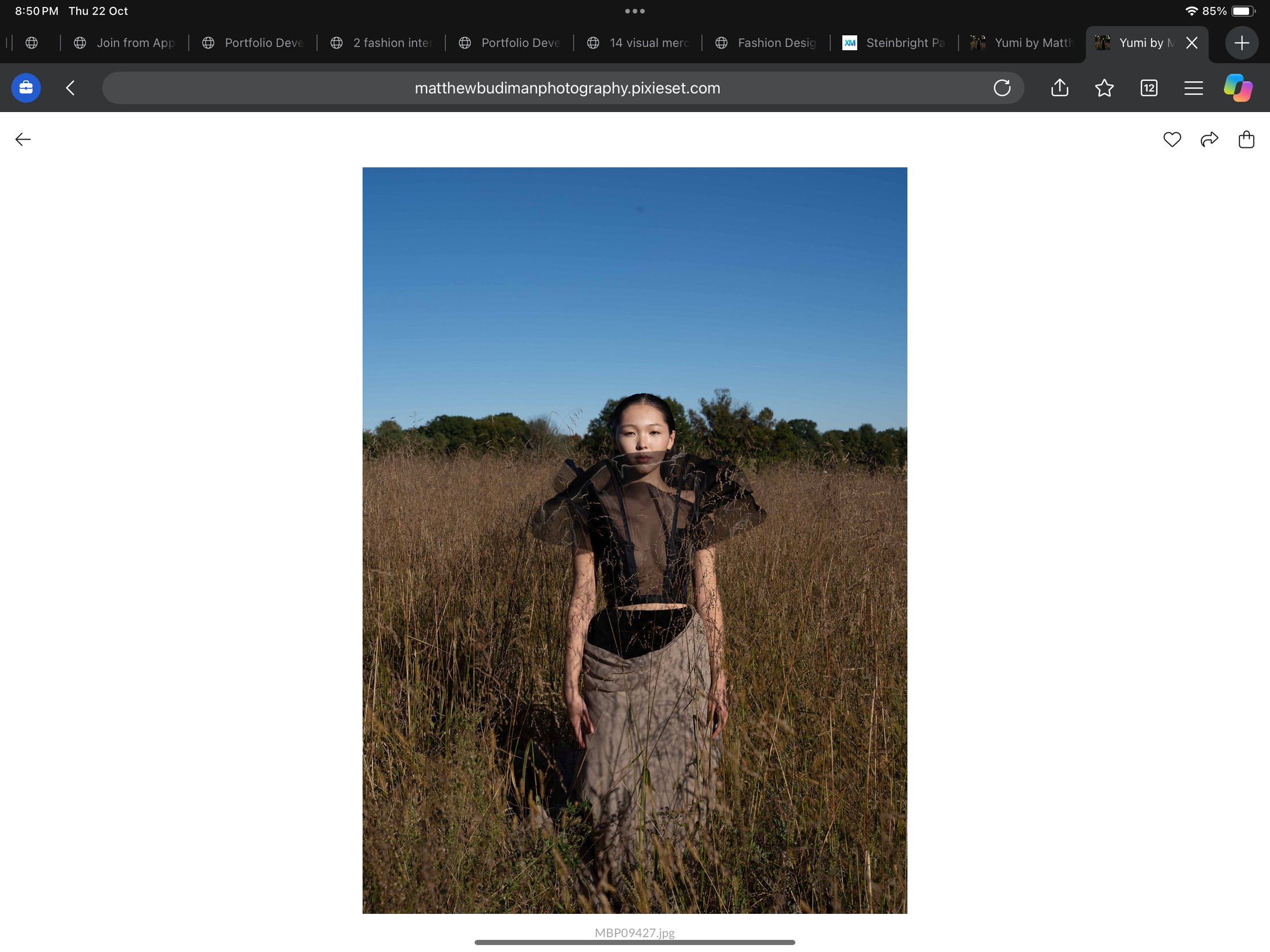 Outdoor fashion photography, 25